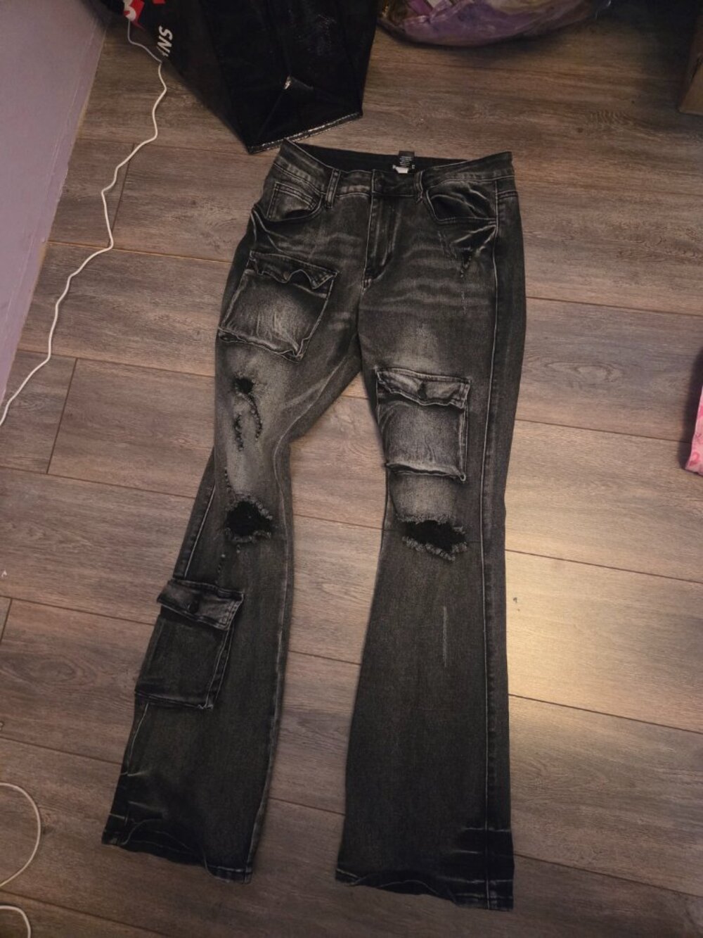 Hottopic long skinny to flare grunge jeans size S
